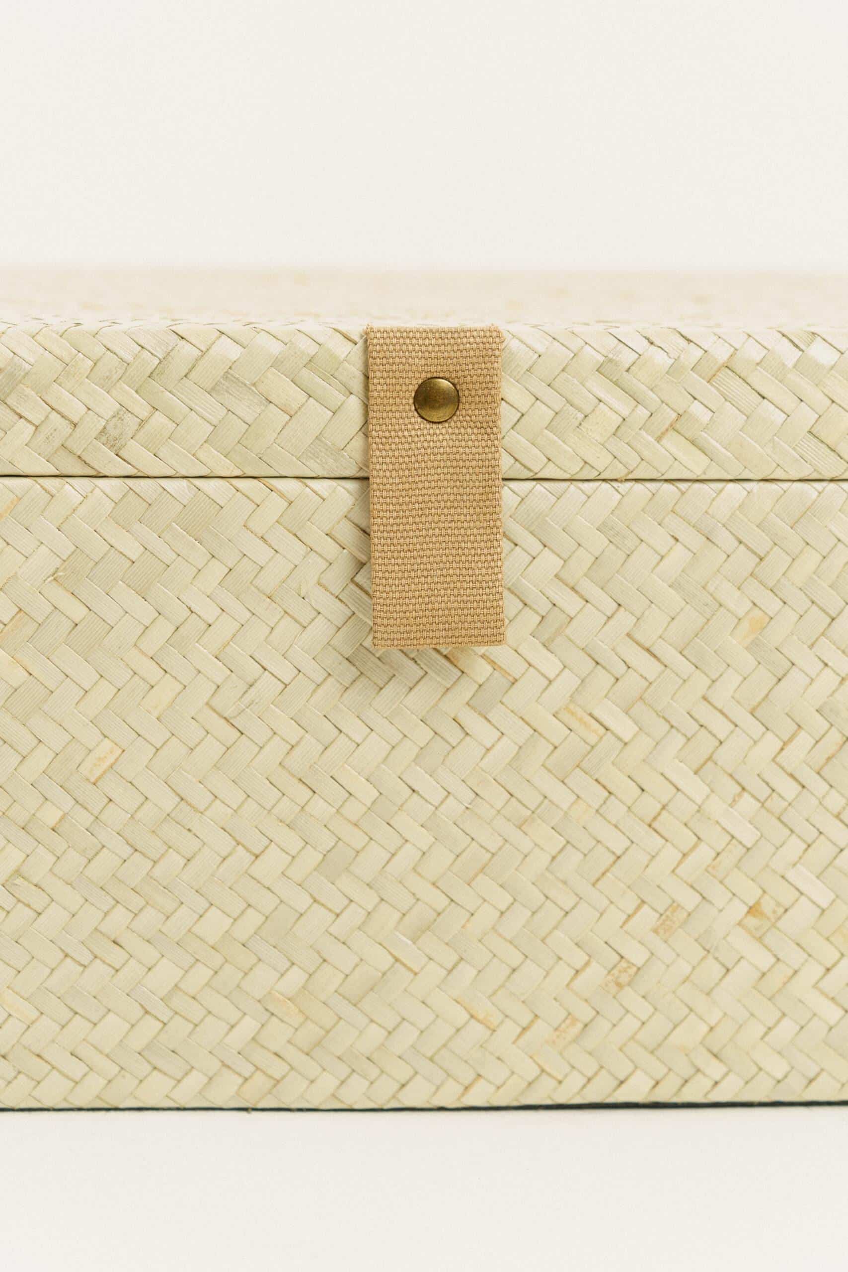 handcrafted organizer from Jodoh