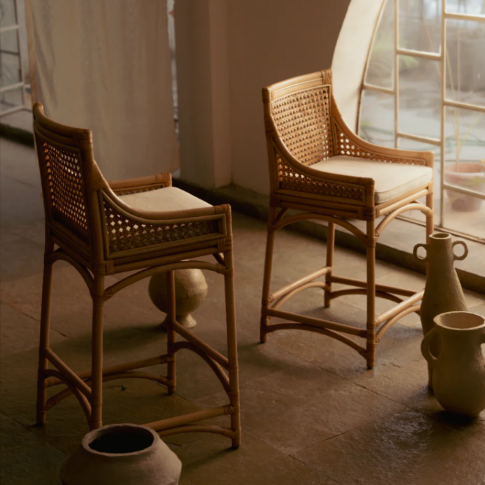 The Ambassador Counterstool