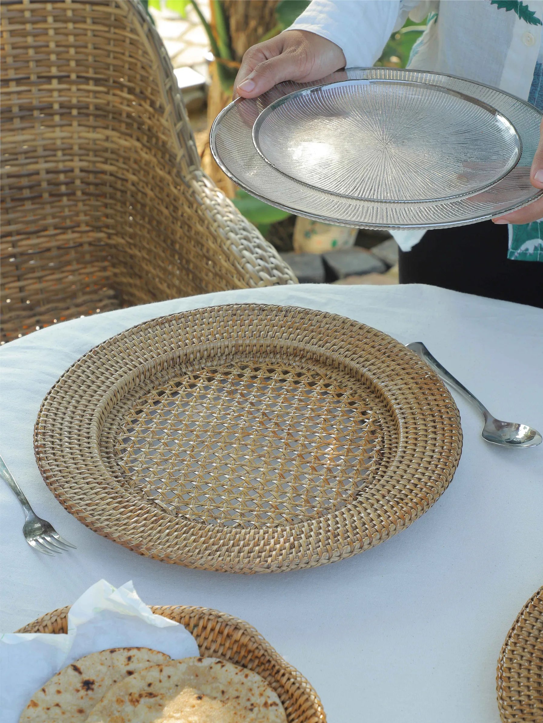 Round Rattan Charger
